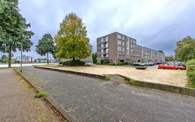 Foto van M.K. Gandhiplein 106, Groningen