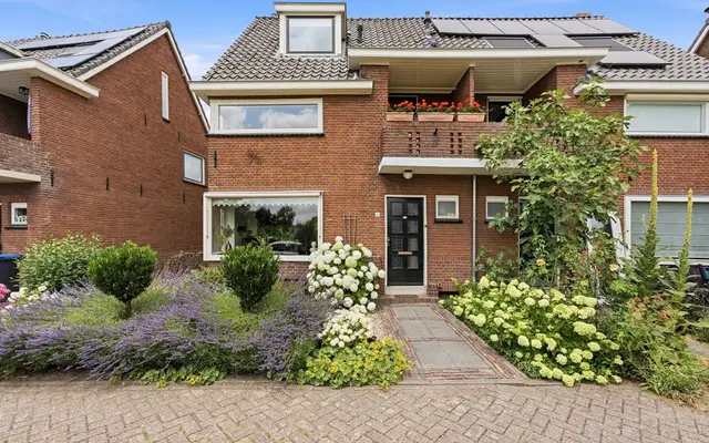Foto van Donkersloot 12, Alblasserdam