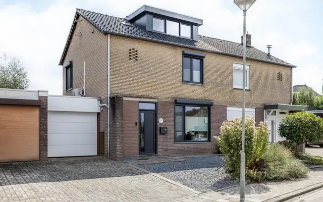 Foto van In den Daal 52, Oirsbeek