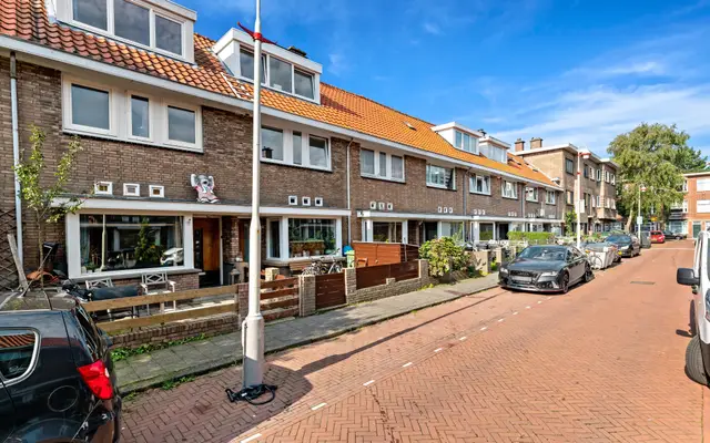 Foto van Boele van Hensbroekstraat 27, 's-Gravenhage