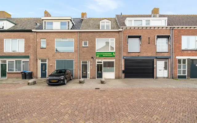 Foto van Cornelis De Houtmanstraat 32, Den Helder
