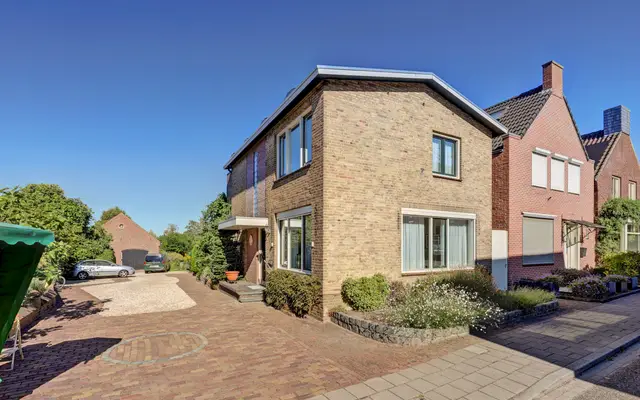 Foto van Dorpsstraat 12, Velden