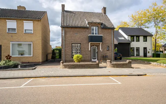 Foto van Dorpstraat 86, Buchten