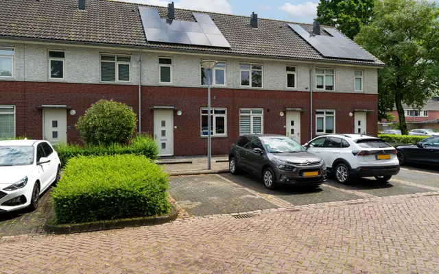 Foto van Van Vessemstraat 23, Waalwijk