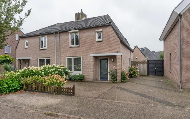 Foto van Distelveld 8, Den Dungen