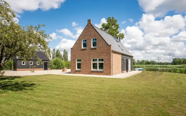 Foto van Ooievaarsdijk 5, Zwartewaal