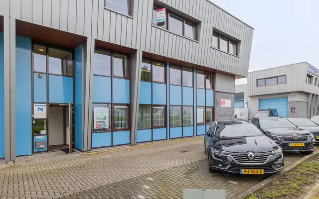 Foto van Veenderveld 76, Roelofarendsveen