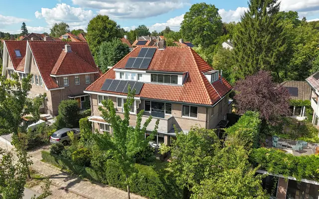 Foto van Van Ruisdaelstraat 12, Arnhem