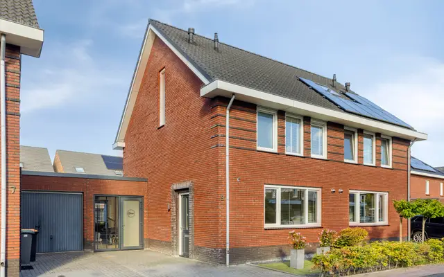 Foto van Stuw 9, Borne