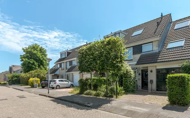 Foto van Sneeuwklokjestraat 6, Almere
