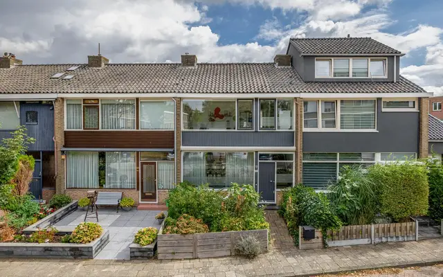 Foto van Paulus Potterstraat 16, Spijkenisse