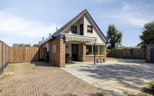 Foto van K. Lantermansplein 11, Zetten