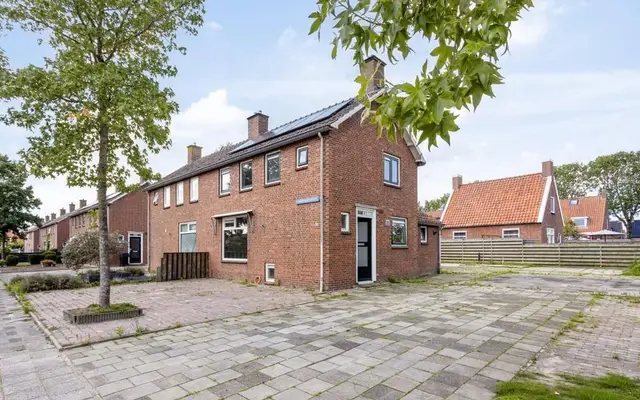 Foto van Holdingastrjitte 30, Eanjum