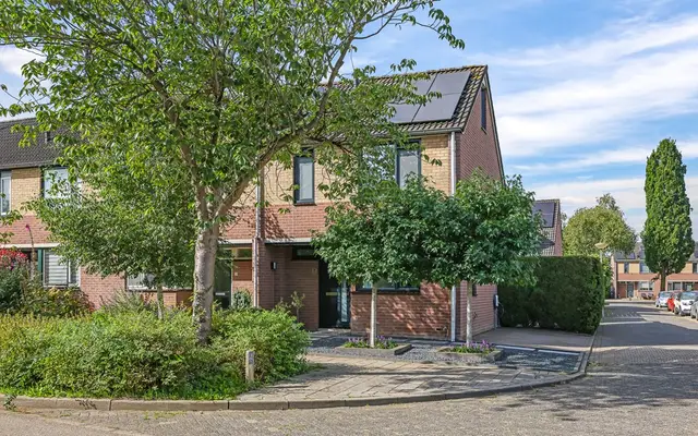 Foto van Harriët Freezerlaan 26, Elst