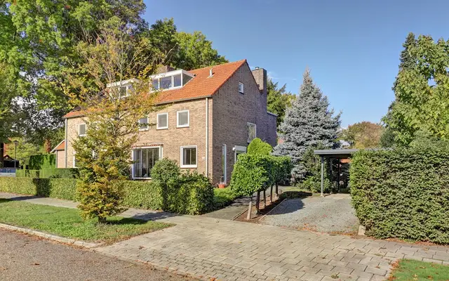 Foto van Vondellaan 23, Geleen
