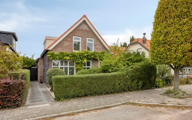 Foto van Burg C Zaaijerlaan 16, Dirksland
