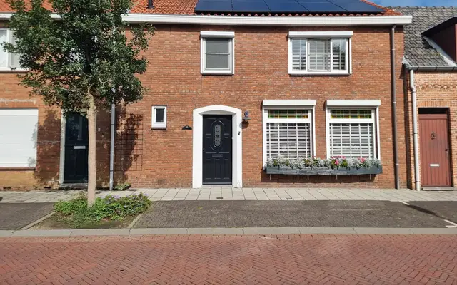 Foto van Landstraat 7, Aardenburg