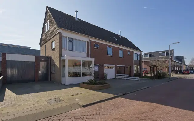 Foto van Larixstraat 3, Nieuwkoop