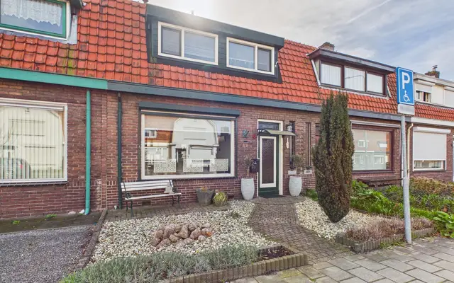 Foto van Dokweg 6, Terneuzen