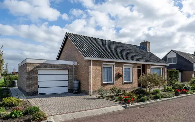 Foto van Volkerakstraat 7, Herkingen