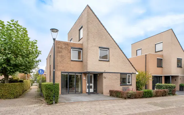 Foto van Nieuw Putoor 12, BREDA