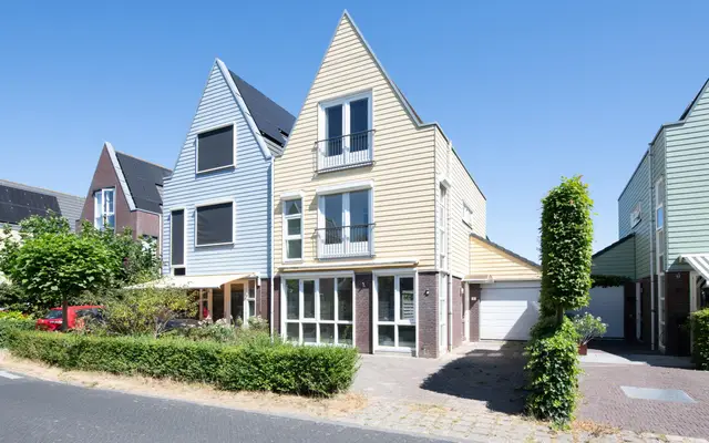 Foto van Vredemaker 9, Zwaag