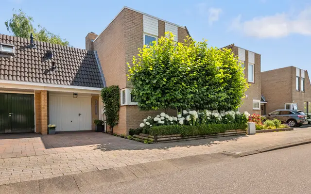Foto van Liesbos 98, Hoofddorp