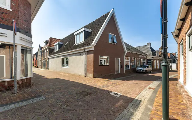 Foto van Buorren 74, Berltsum