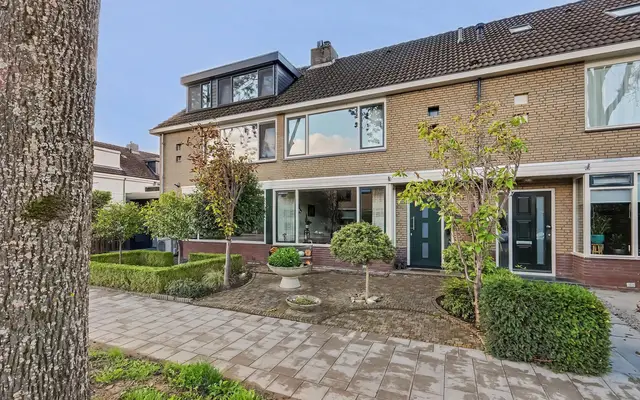 Foto van Rembrandtstraat 73, Oud-Beijerland