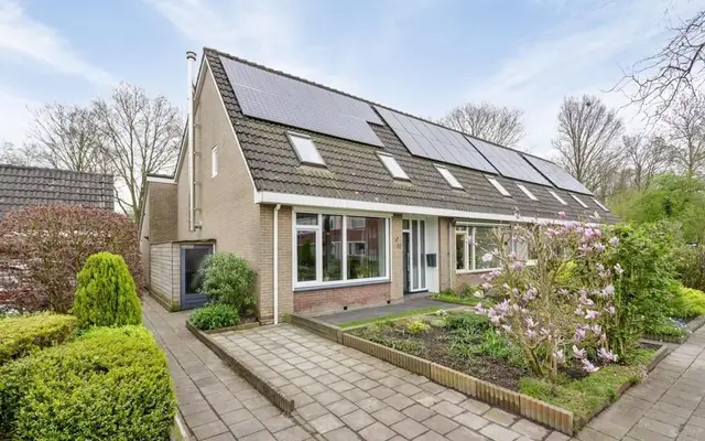 Foto van De Zwaan 86, Dokkum