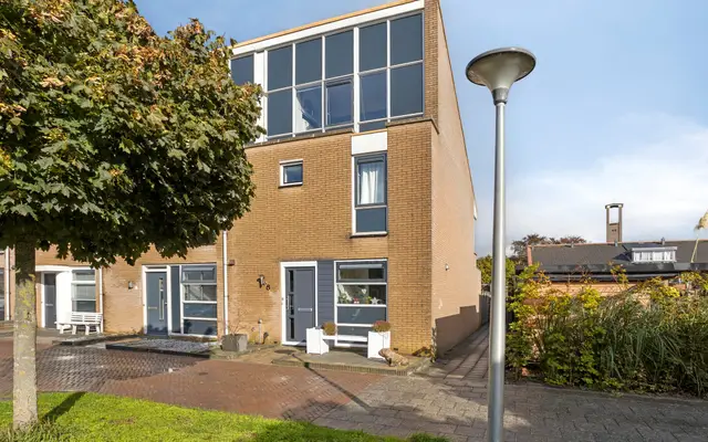 Foto van Karekiethof 6, Emmeloord