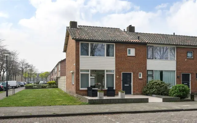 Foto van De Coubertinlaan 41, Waalwijk