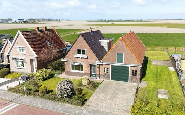 Foto van Ald Tún 8, Easternijtsjerk