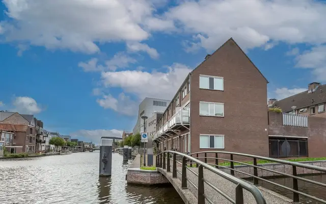Foto van Julianastraat 128, Alphen aan den Rijn