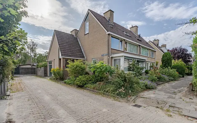 Foto van Lucas van Leijdenstraat 11, Hazerswoude-Dorp