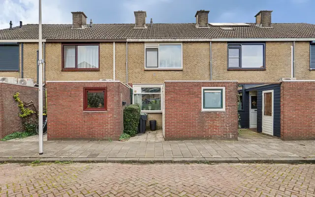 Foto van Rietgansstraat 25, Strijen
