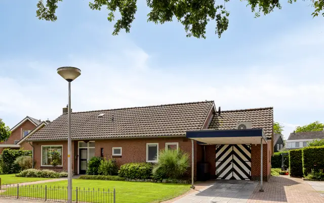 Foto van Holthuizerstraat 1, Haaksbergen