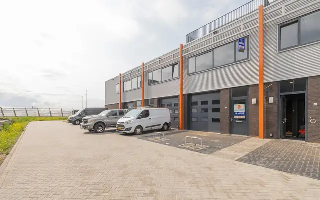 Foto van Cilinderweg 67, Roelofarendsveen