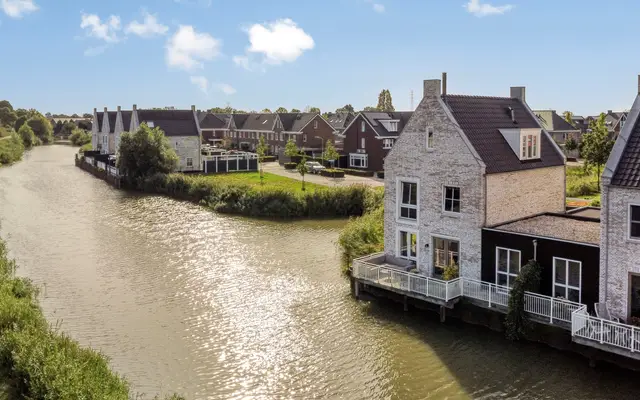 Foto van J Van Damstraat 23, Kesteren