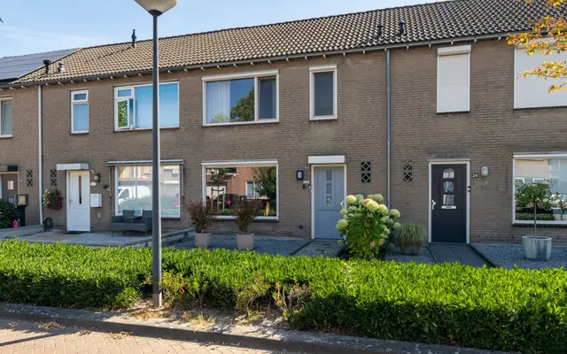 Foto van Debussystraat 26, Waalwijk