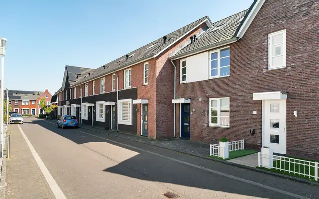 Foto van Koraalzwam 8, Apeldoorn