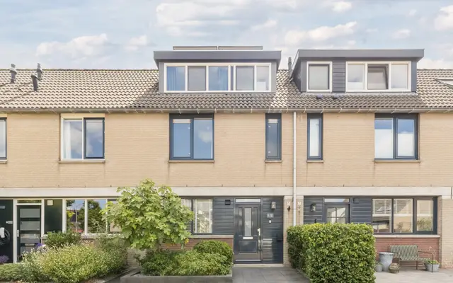 Foto van Pieter Basstraat 5, Zaandam