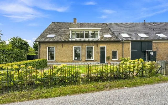 Foto van Westeinde 9, Oud-Alblas