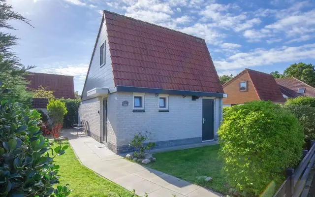Foto van Grensweg 236, Den Burg