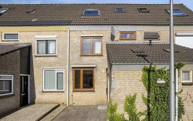 Foto van Roosje Vosstraat 33, Spijkenisse