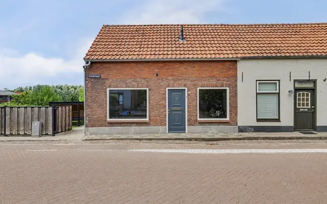 Foto van Spoorstraat 30, Hooge Zwaluwe