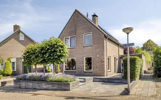 Foto van Kruisboog 2, Halsteren