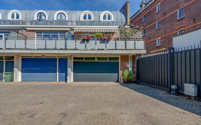 Foto van Van Hogelandestraat 2, 's-Gravenhage
