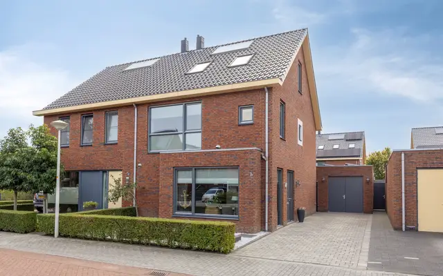 Foto van Renes 125, Scherpenzeel