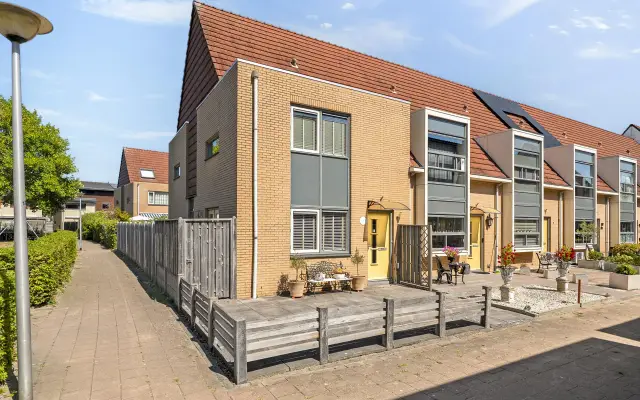 Foto van Rietdekkerij 35, BARENDRECHT